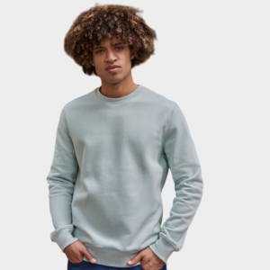 Ceci est un sweat homme.