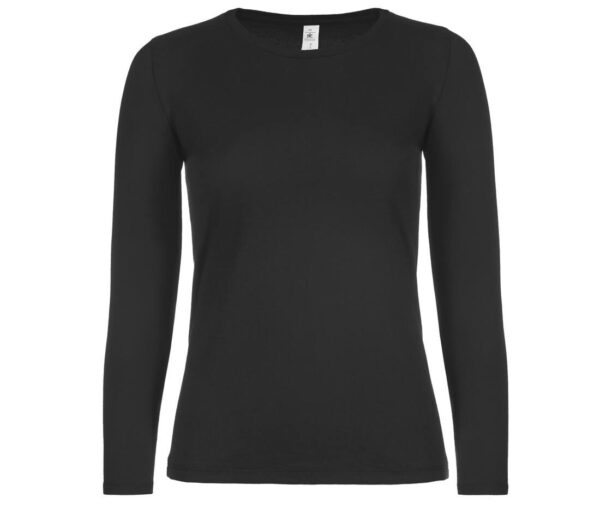 Ceci est un tee shirt manche longue pour femme de couleur black.